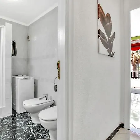 Robert Playa De Americas Playa de las Américas