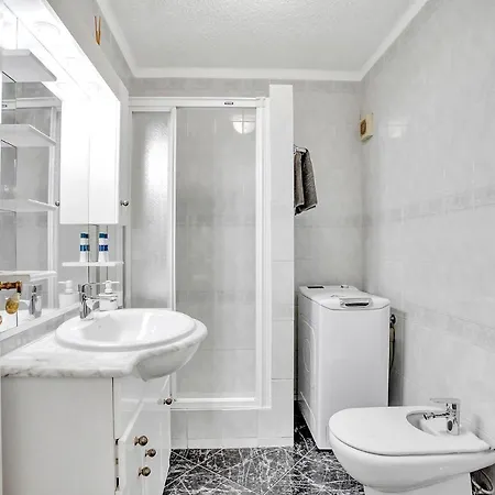 Robert Playa De Americas Playa de las Américas